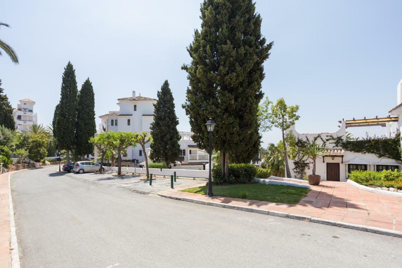 Aldea Blanca Puerto Banus Apartment Marbella Exterior photo
